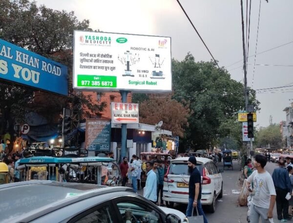 Arya Samaj Road, Ajmal Khan Road Market Crossing (10 sec slot, 2 min loop time) - Image 3