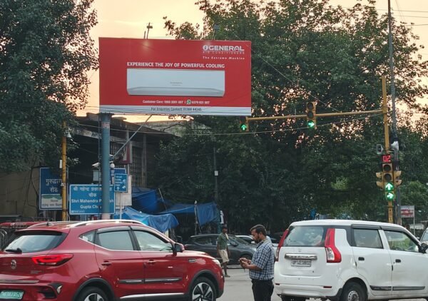 Arya-Samaj-Road-Bikanerwala-Crossing