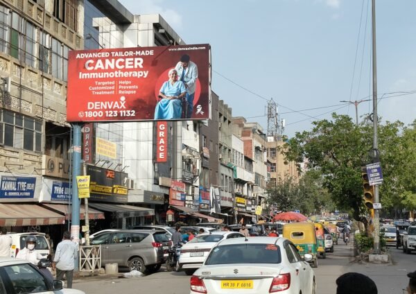 Arya Samaj Road, Outside Bridgestone Showroom, Shri Krishna Dass Marg