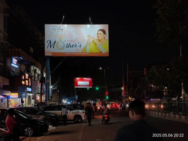 Arya Samaj Road, Outside Canara Bank, Near Bikanerwala - Image 4