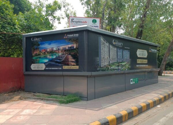 Khan-Market-Near-Sujan-Singh-Park