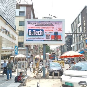 Ajmal-Khan-Road-Bank-Street-Crossing-1-scaled