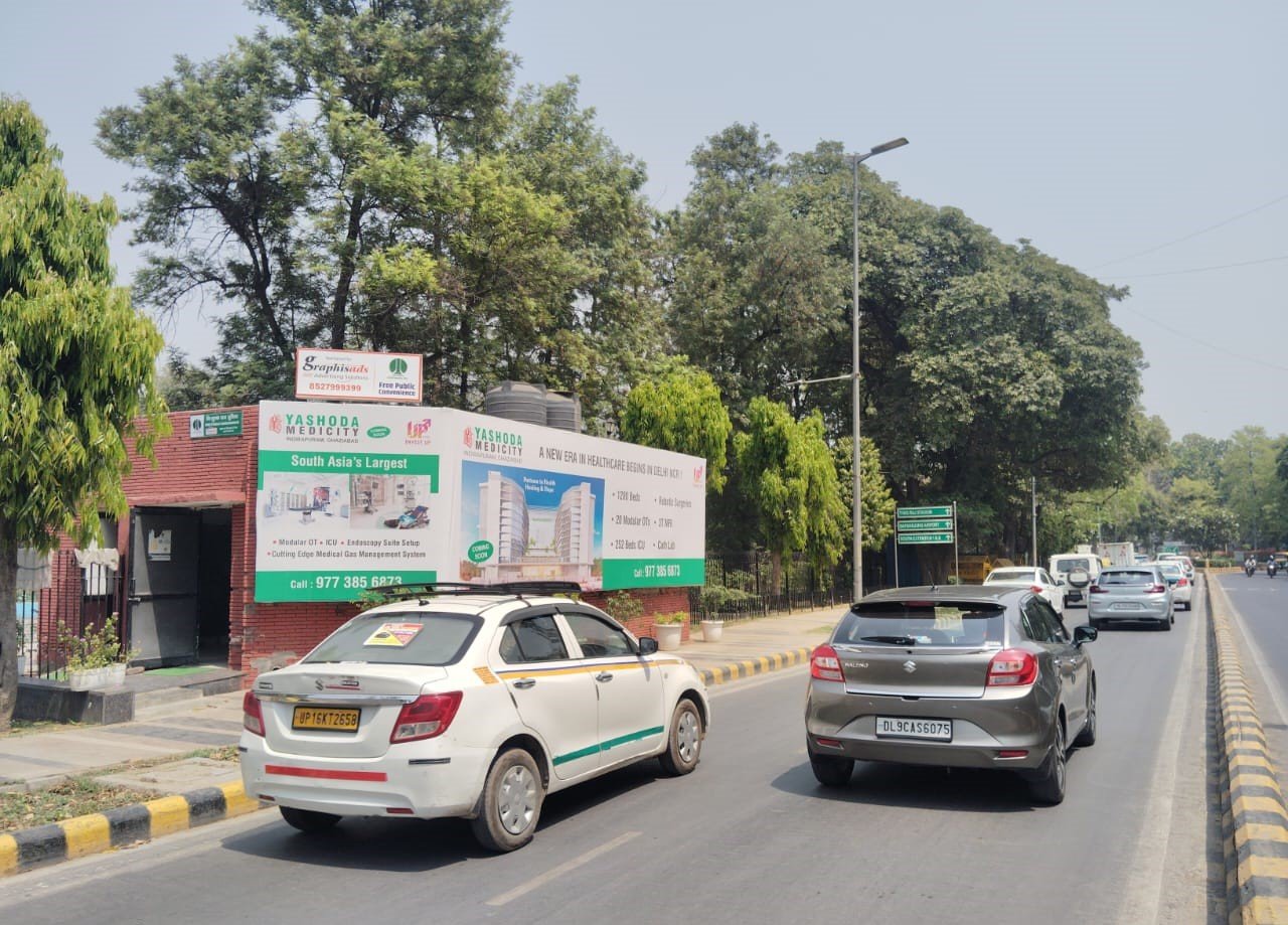 Brig. Hoshiar Singh Marg-Sanjay Lake-Opp. Laxmi Bai Nagar (3)