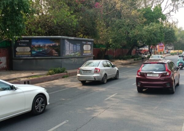 Dr. Zakir Hussain Marg-Delhi Golf Club - Image 3
