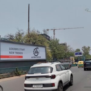 Lala Lajpat Rai Marg-Near CGO Complex & Oberoi Hotel