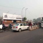 Pared Ground Near Cycle Market, Red Fort (1)