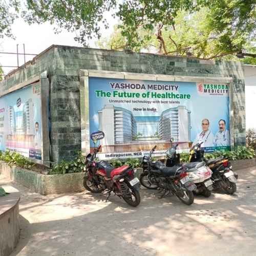 SPM in Parking at Mother Teresa crescent No (1)