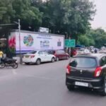 Sri Aurobindo Marg-Yusuf Sarai Market (1)