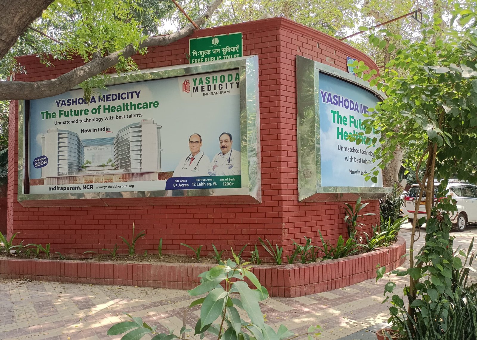 Tees January Marg-Claridges Hotel