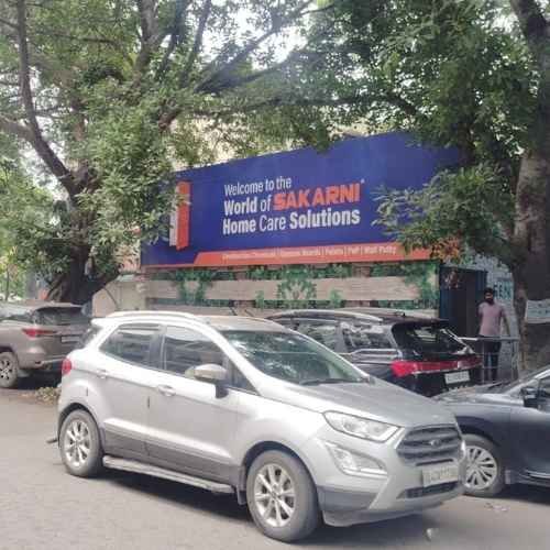 Janakpuri-C 1 Block Market - Image 3