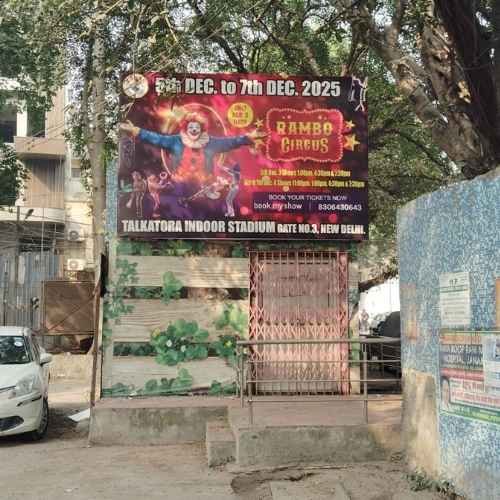 Janakpuri-C 1 Block Market - Image 5