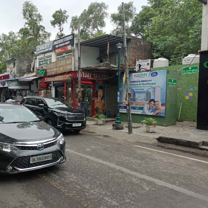 Khanna market. Lodhi Cly