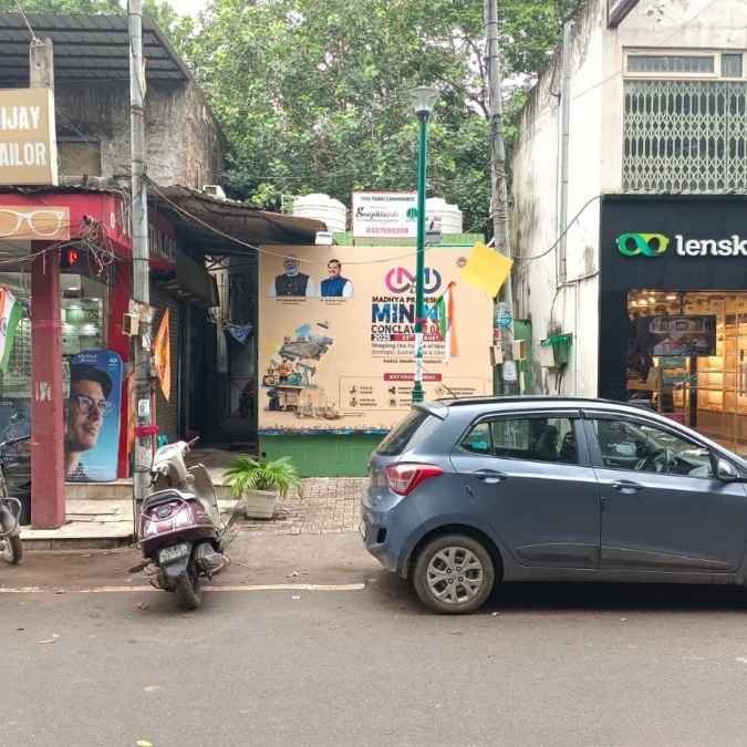 Khanna market. Lodhi Cly