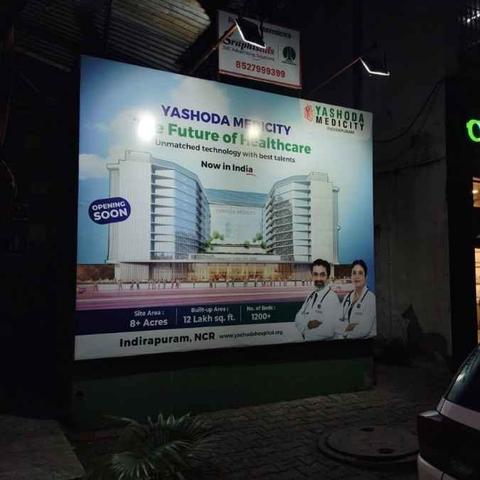 Khanna market. Lodhi