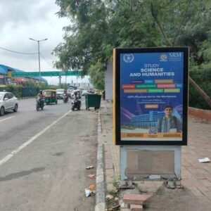 Noida Mod towards Mayur vihar & Akshardham